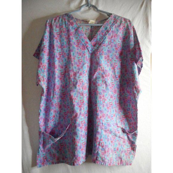 Purple Squares Sz XL Scrub Top  Medical Uniform - Picture 1 of 6